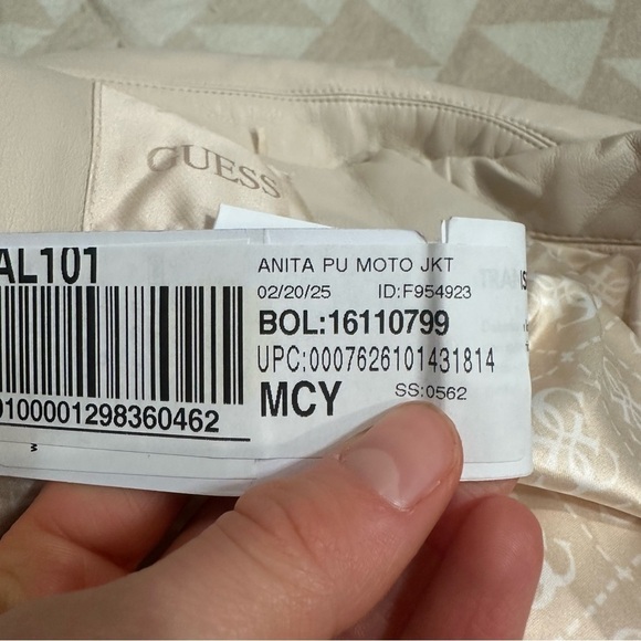 GUESS
Women's Anita Faux-Leather Zip-Cuff Jacket - Picture 6 of 6